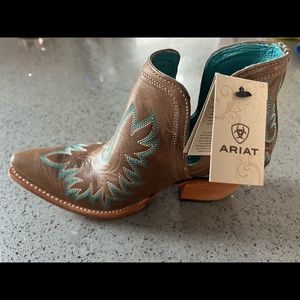 Ariat Dixon 8.5B Ash Brown Brand New with Tags